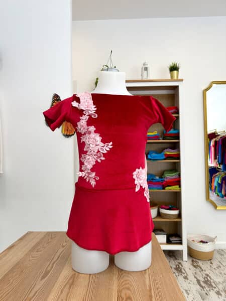 Maillot de patinaje rojo